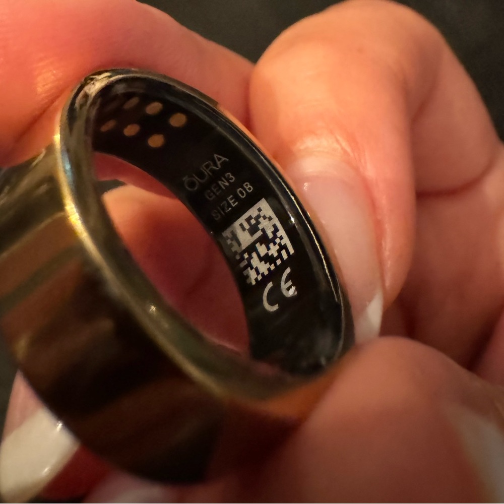 OURA RING GEN 3 Size 8